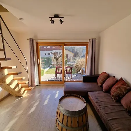 Maison + Jardin Vue Sur Les Montagnes Hébergement de vacances *